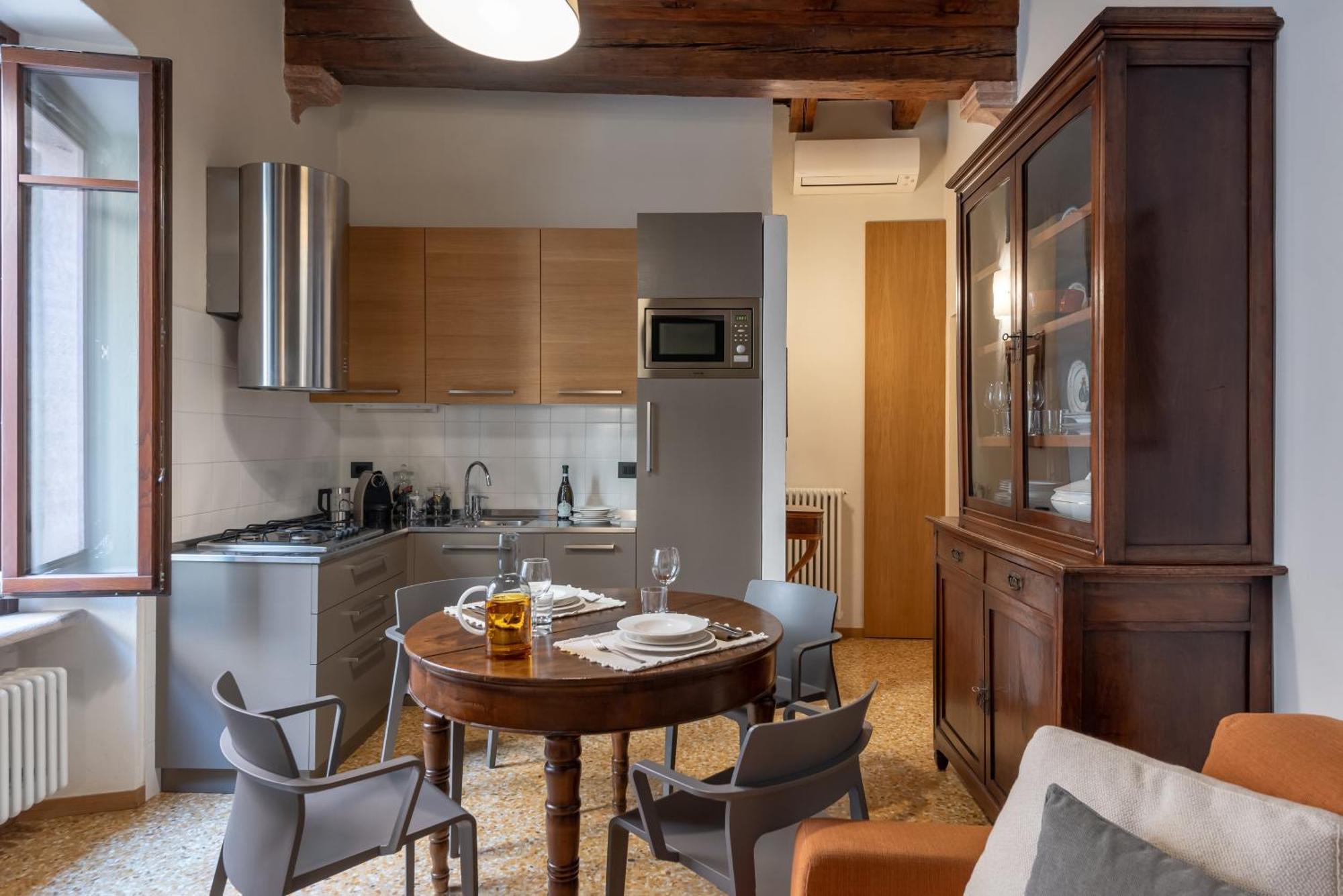 Residenza Roccamaggiore Верона Экстерьер фото