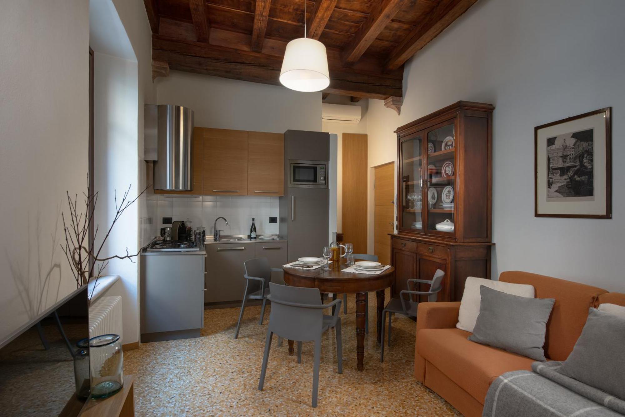 Residenza Roccamaggiore Верона Экстерьер фото