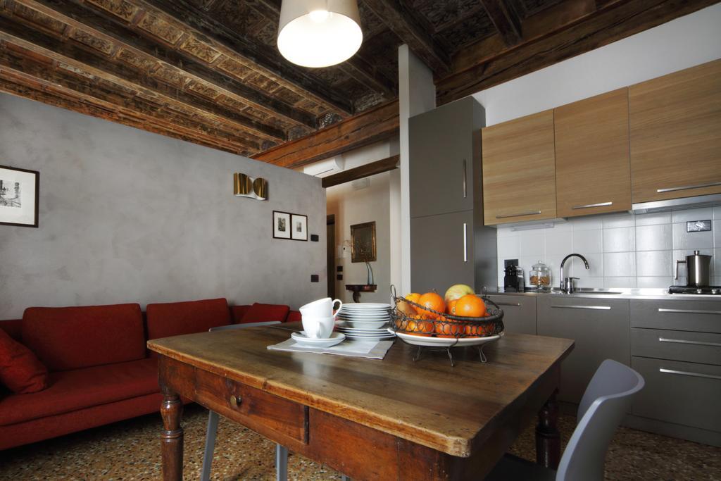 Residenza Roccamaggiore Верона Экстерьер фото