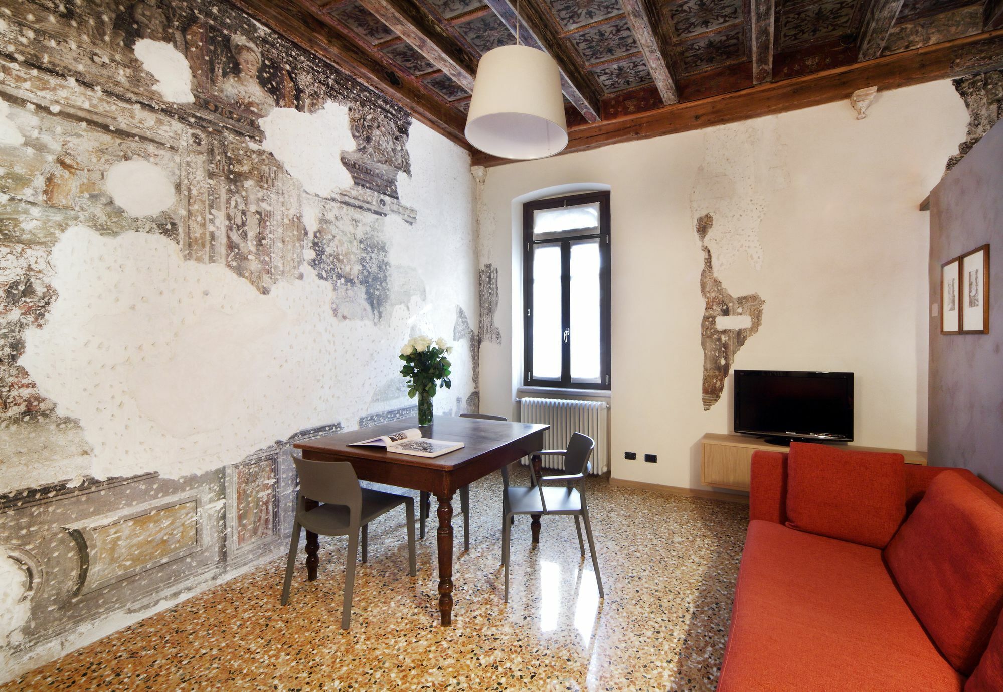 Residenza Roccamaggiore Верона Экстерьер фото